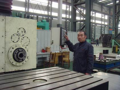山东5001拉斯维加斯机床安装调试.JPG